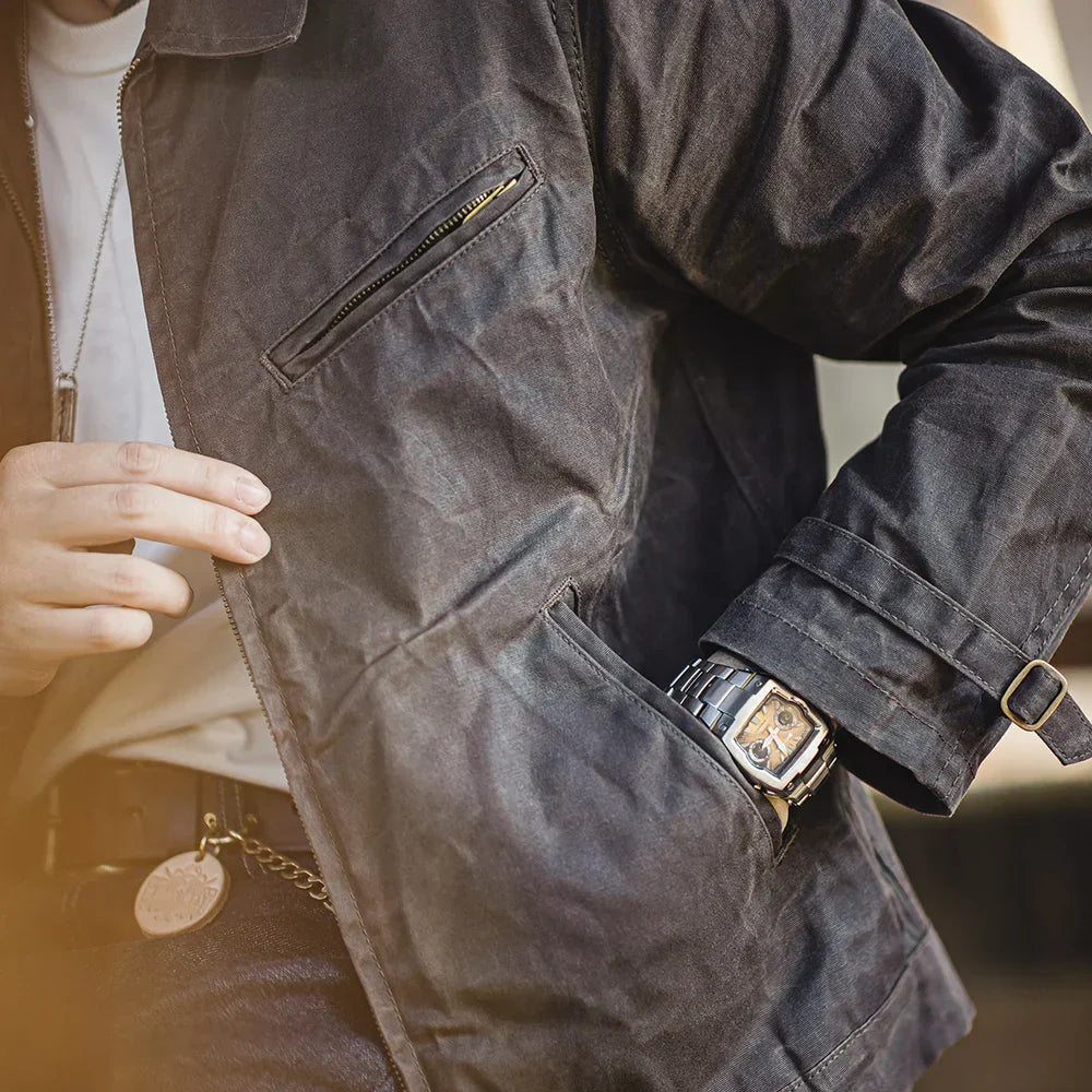 THOMS THREAD | Vintage-Herrenjacke aus gewachstem Canvas - IV-Design mit Reißverschluss und Reverskragen, kurzer Schnitt, schlanke Passform für Frühjahr & Herbst